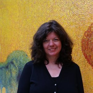 Lynn Basa
